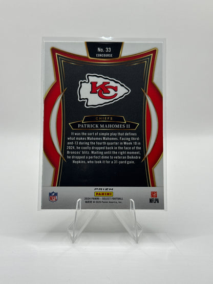 Patrick Mahomes #33 Black Green Prizm Shock Concourse Level