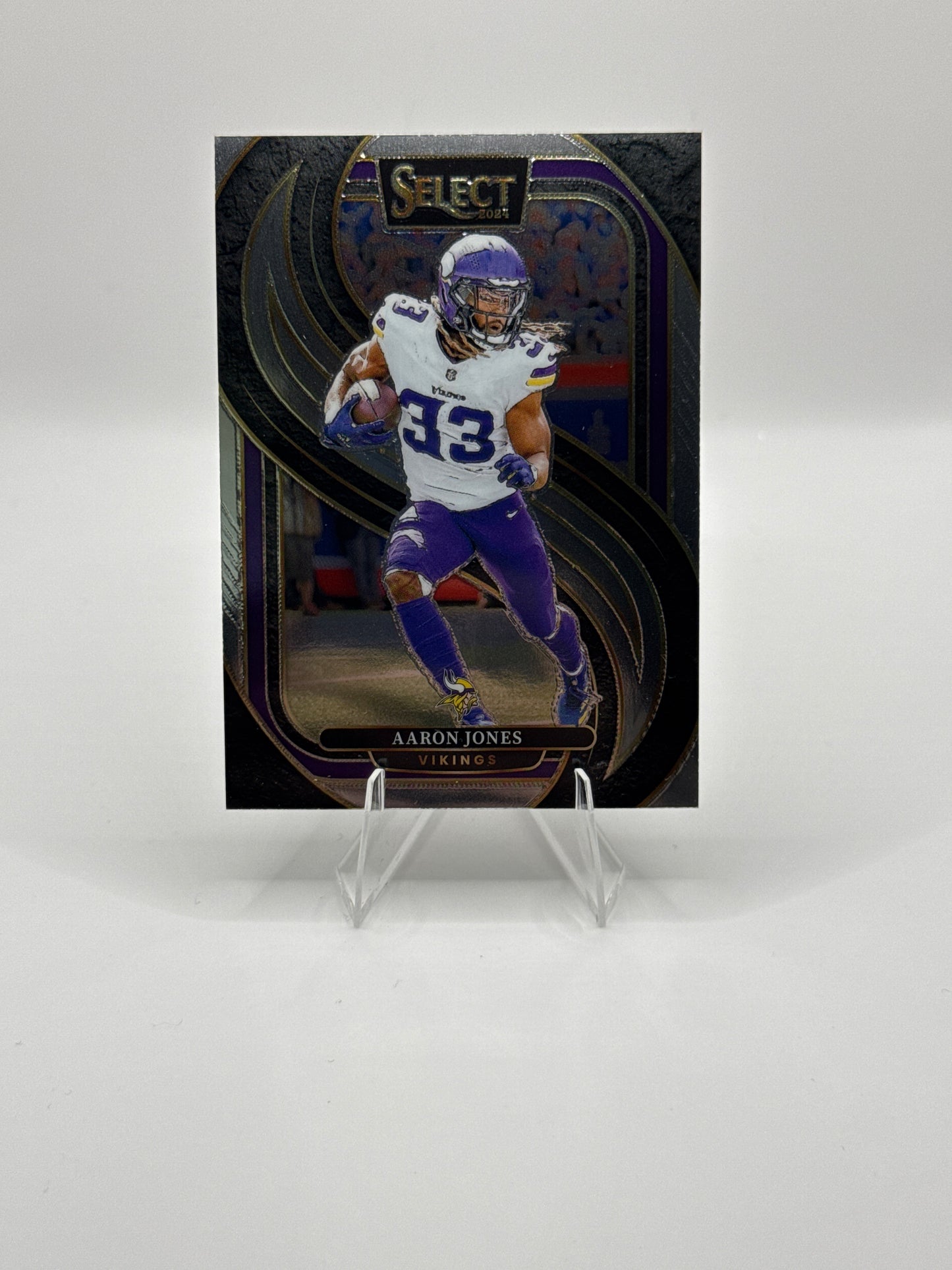 Aaron Jones #102 Premier Level 2024 Panini - Select Football