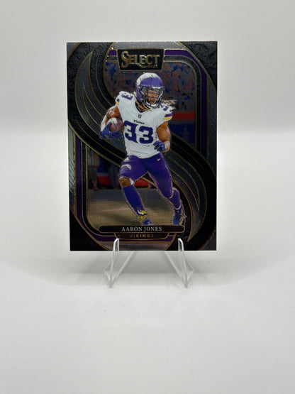 Aaron Jones #102 Premier Level 2024 Panini - Select Football