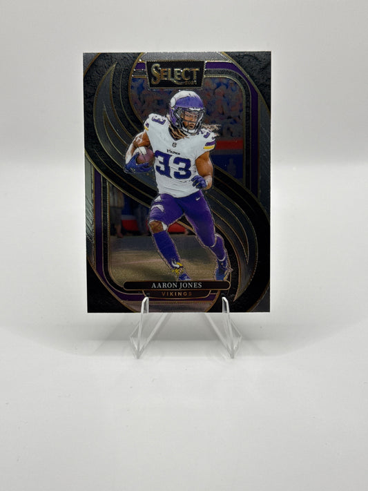 Aaron Jones #102 Premier Level 2024 Panini - Select Football