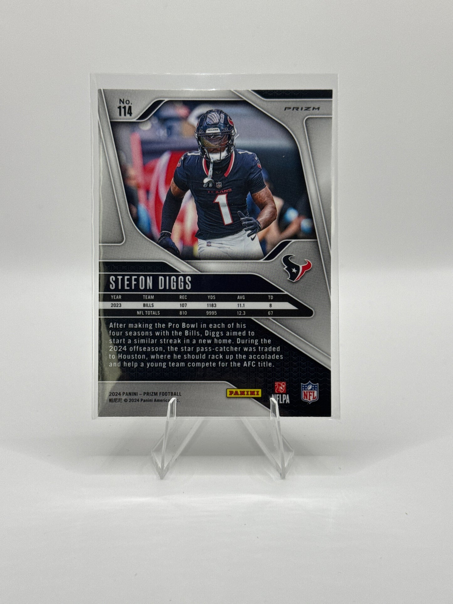 Stefon Diggs #114 Red White and Blue 2024 Panini - Prizm