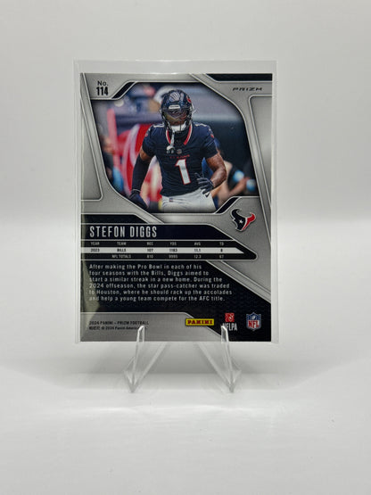 Stefon Diggs #114 Red White and Blue 2024 Panini - Prizm