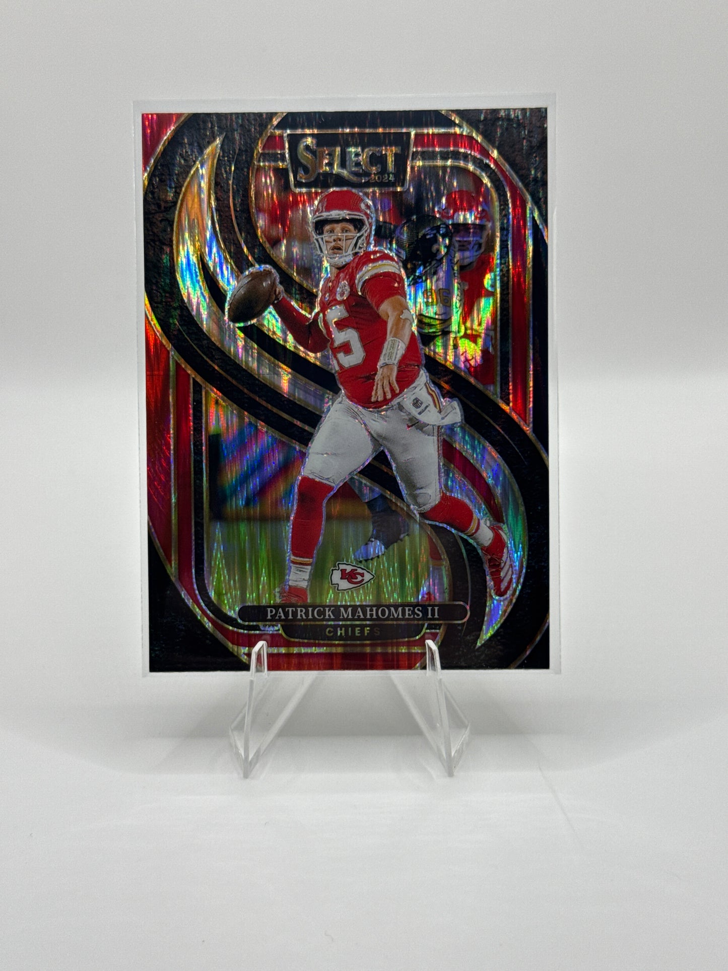 Patrick Mahomes #120 Red Black Prizm Shock Premier Level - Color Match!