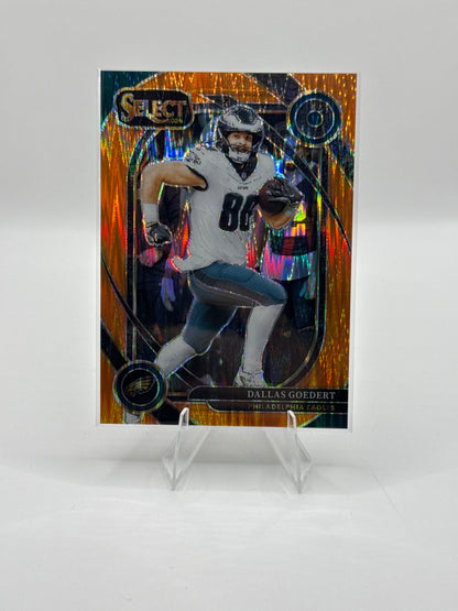 Dallas Goedert #241 Orange Prizm Shock 368/399 Club Level 2024 Panini - Select Football